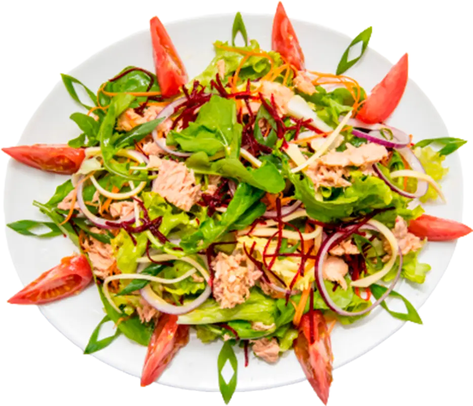 Salada colorida com atum e vegetais